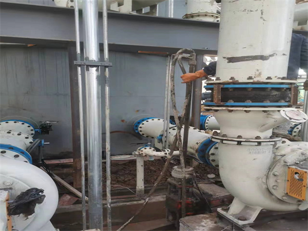 洛隆设备基础沉降下沉注浆加固增加荷载